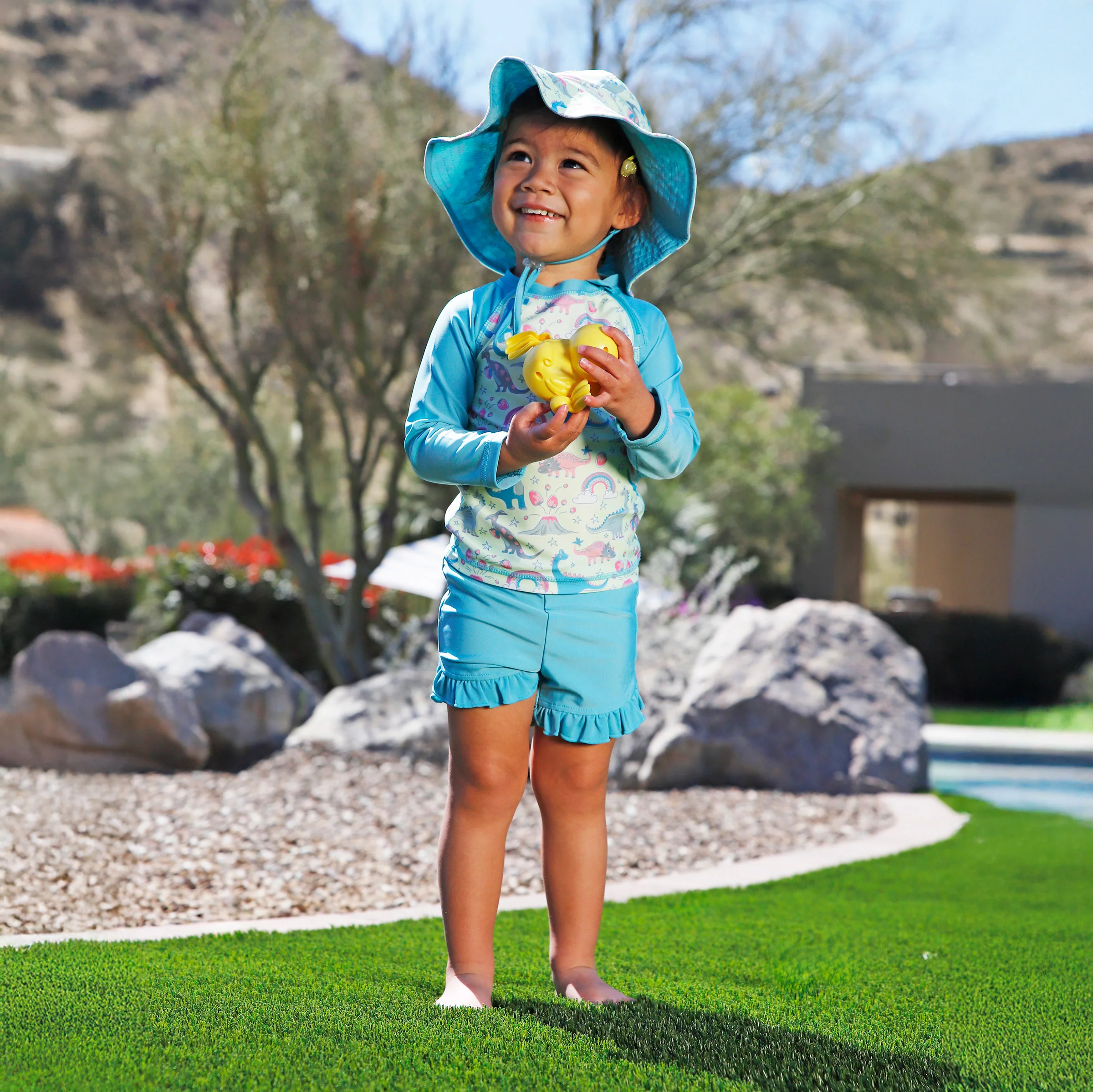 Baby Girl's Scalloped Bucket Hat - Serkeasy